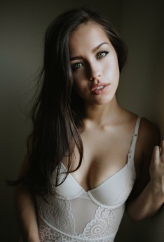 Alina Lopez Profile
